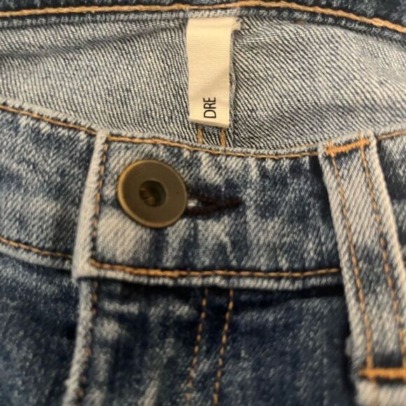 rag & bone Dre Low Rise Ripped-Hem Jeans - Picture 5 of 10